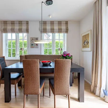 Staeaer Hues بيت للعطل Wyk auf Föhr